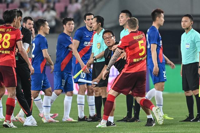 巴萨7比1大胜瓦伦西亚 费尔明当选全场最佳