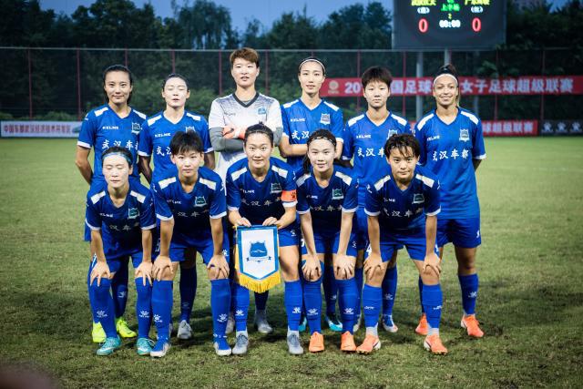 席尔瓦：与米兰重逢非常激动 我妻子肯定要流泪